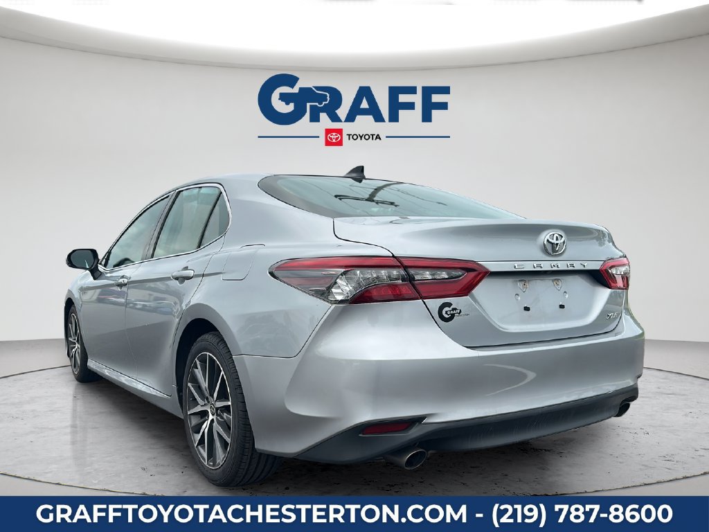 Used 2024 Toyota Camry XLE FWD image 11