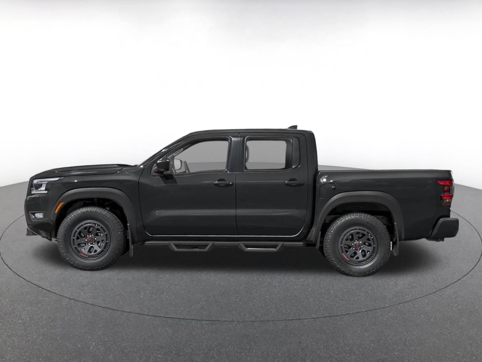 Used 2026 Nissan Frontier PRO-4X AWD/4WD image 7