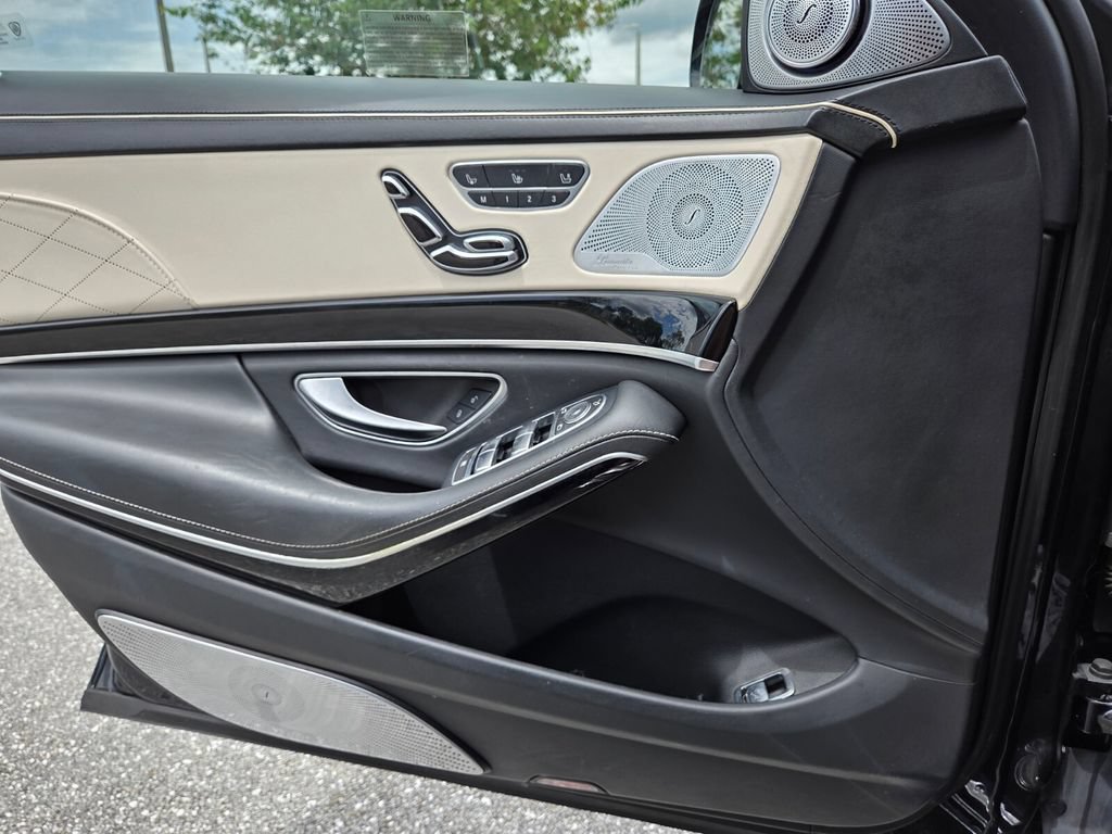 Used 2020 Mercedes-Benz Maybach S 650 image 31