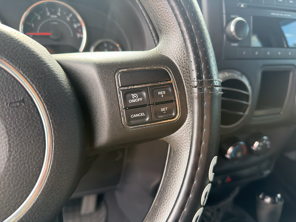 Used 2012 Jeep Wrangler Unlimited Sport AWD/4WD image 14