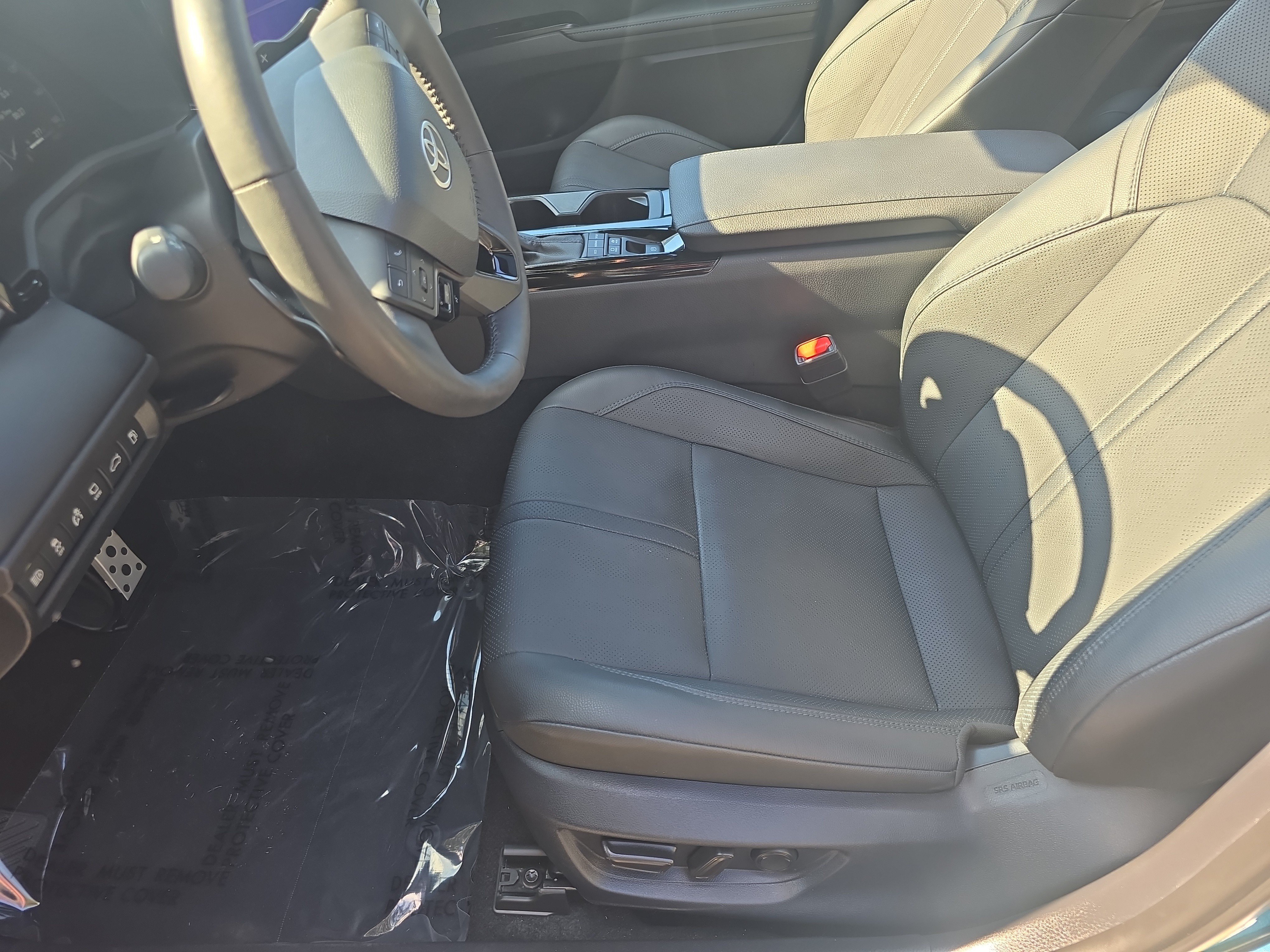 Used 2025 Toyota Camry XSE w/ Premium Plus Package FWD image 24