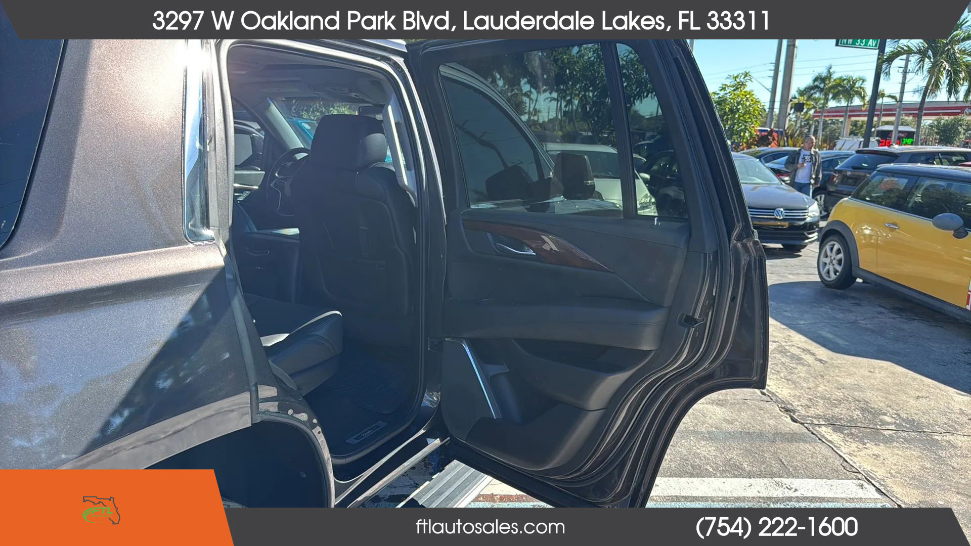Used 2015 Cadillac Escalade Premium RWD image 43