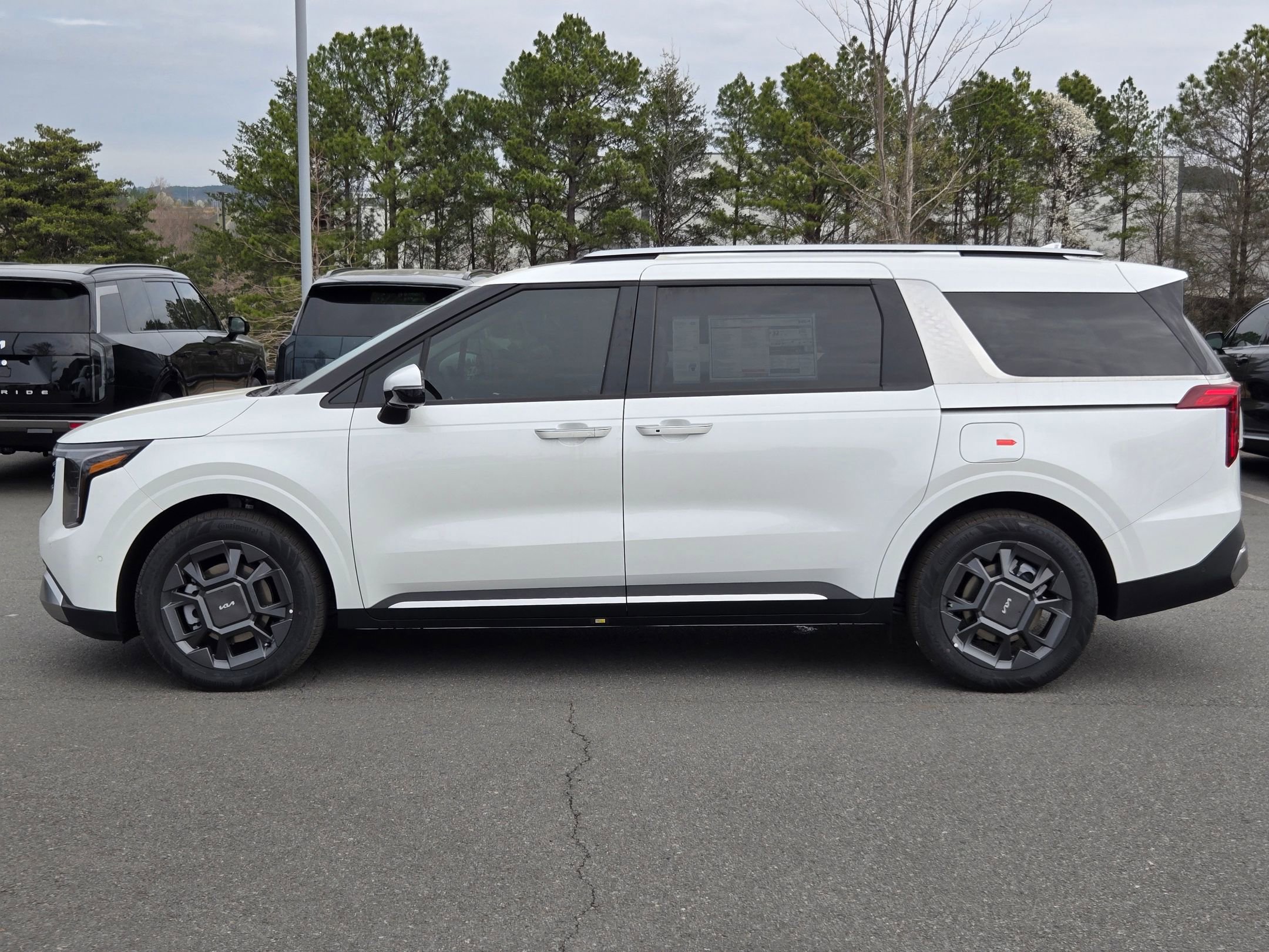 New 2026 Kia Carnival SX FWD image 4