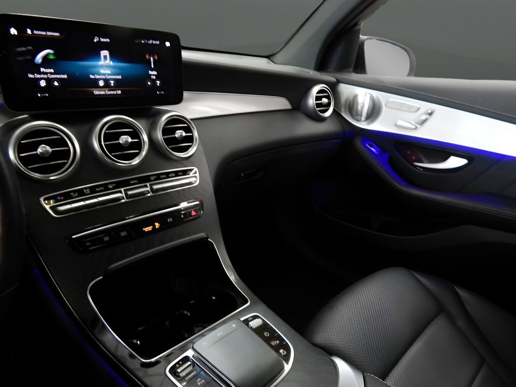 Used 2022 Mercedes-Benz GLC 300 4MATIC Coupe image 15