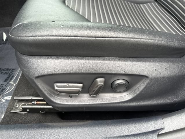 Used 2023 Toyota Camry SE AWD/4WD image 26