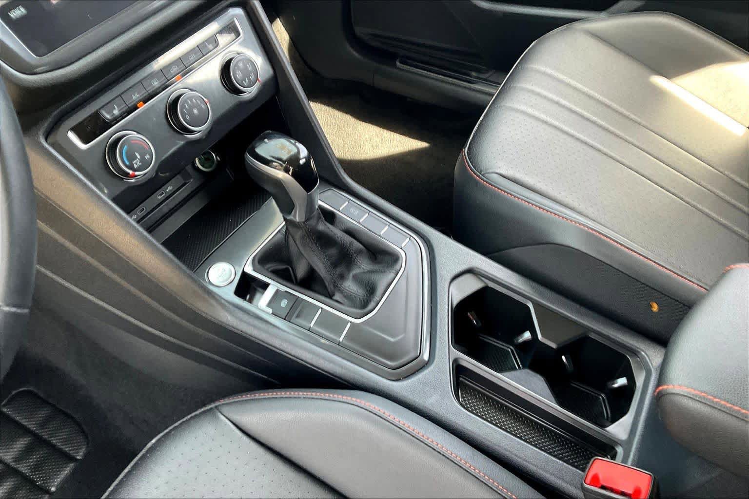 Used 2024 Volkswagen Tiguan Wolfsburg Edition FWD image 16