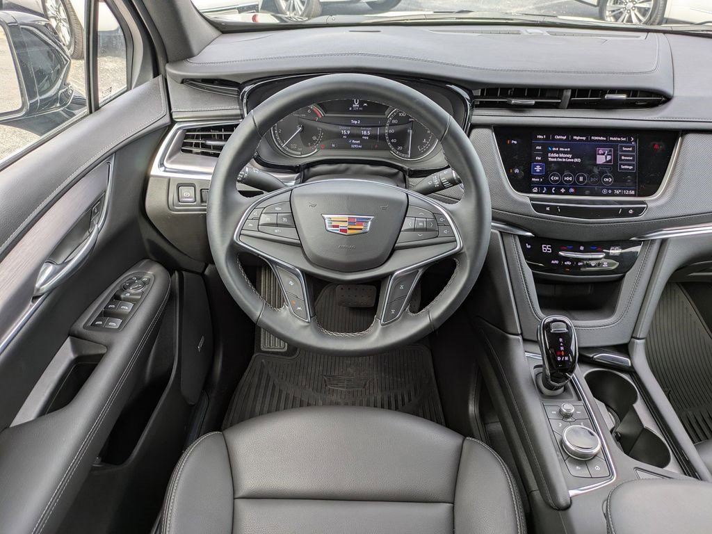 Certified 2025 Cadillac XT5 Luxury image 20
