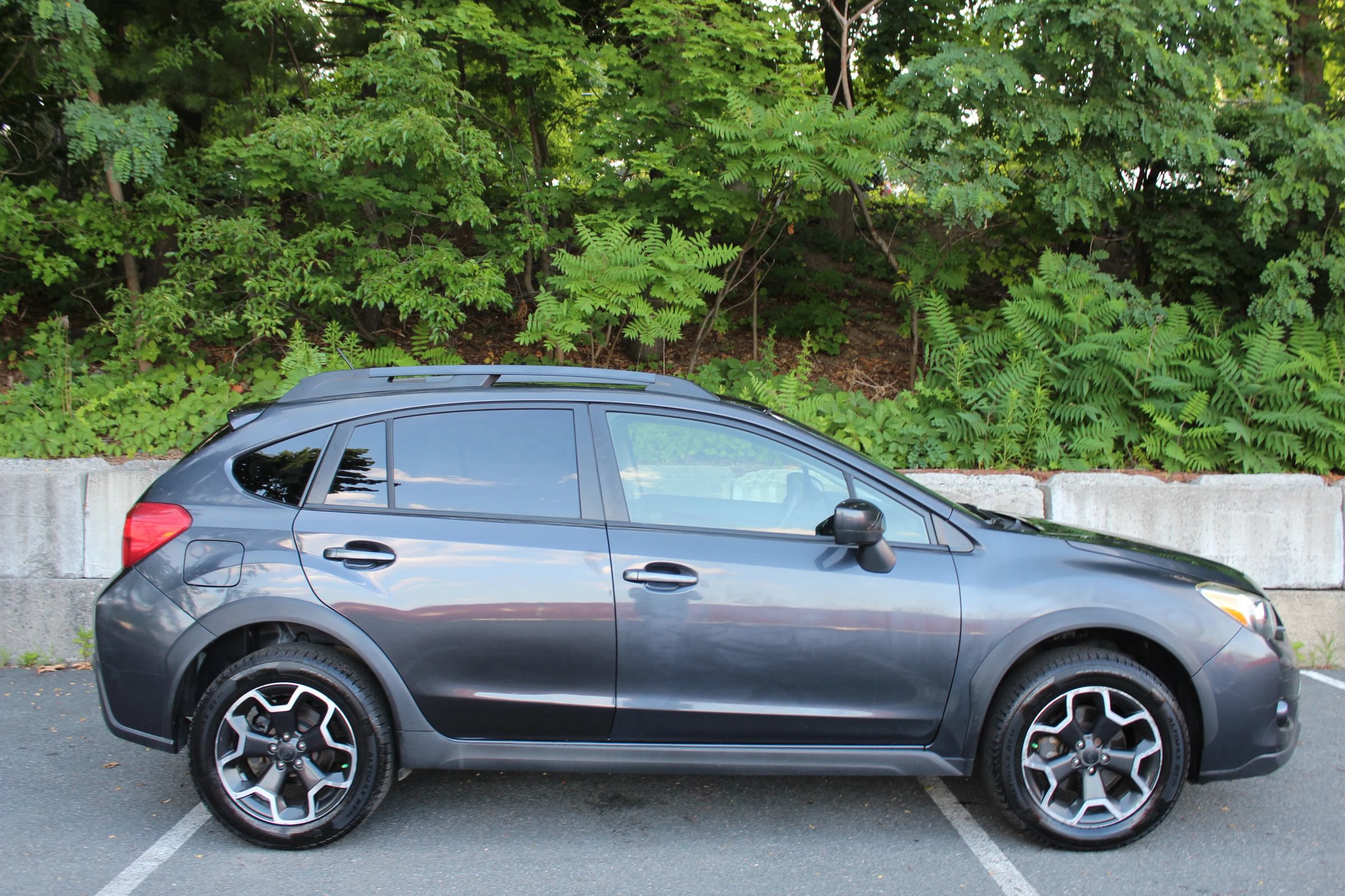 Used 2015 Subaru Crosstrek 2.0i Premium AWD/4WD image 5