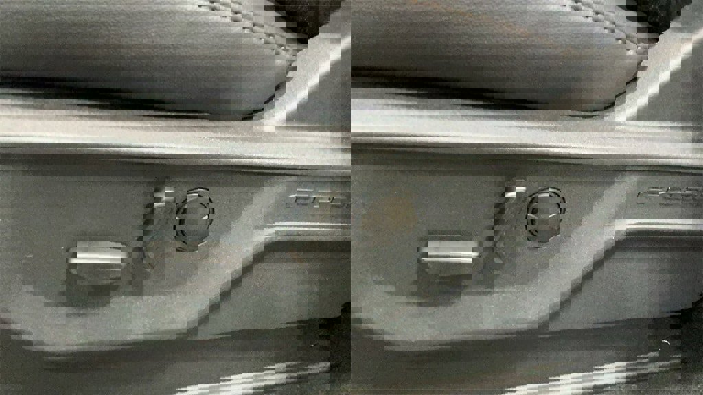 New 2025 Ford F350 Lariat w/ Black Appearance Package image 38