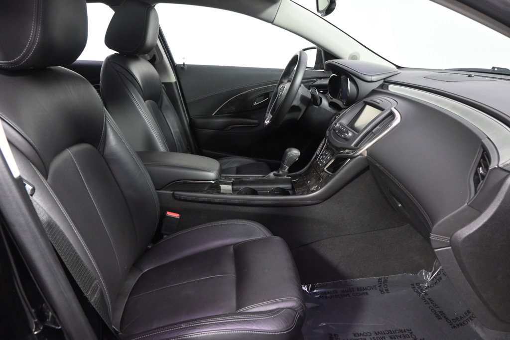 Used 2016 Buick LaCrosse Leather FWD image 16