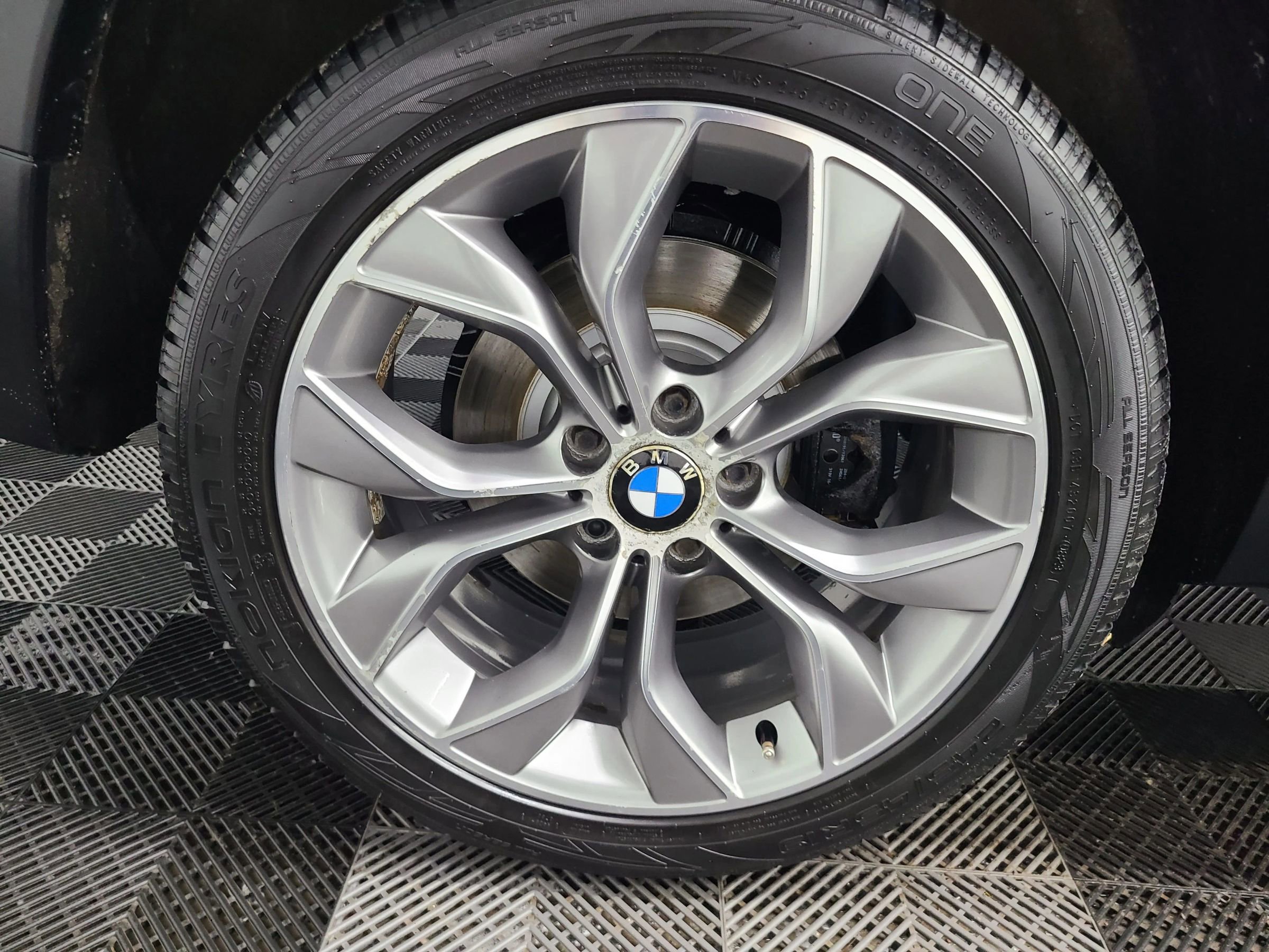 Used 2016 BMW X3 xDrive28d image 16