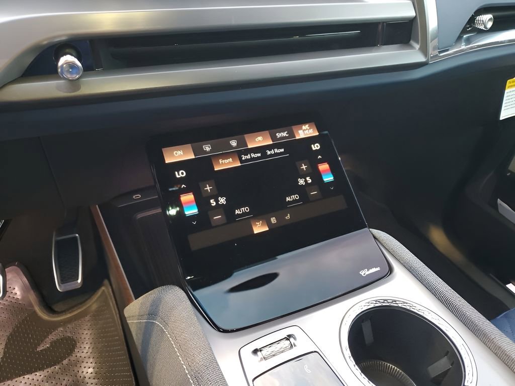 New 2026 Cadillac Vistiq Premium Luxury image 39