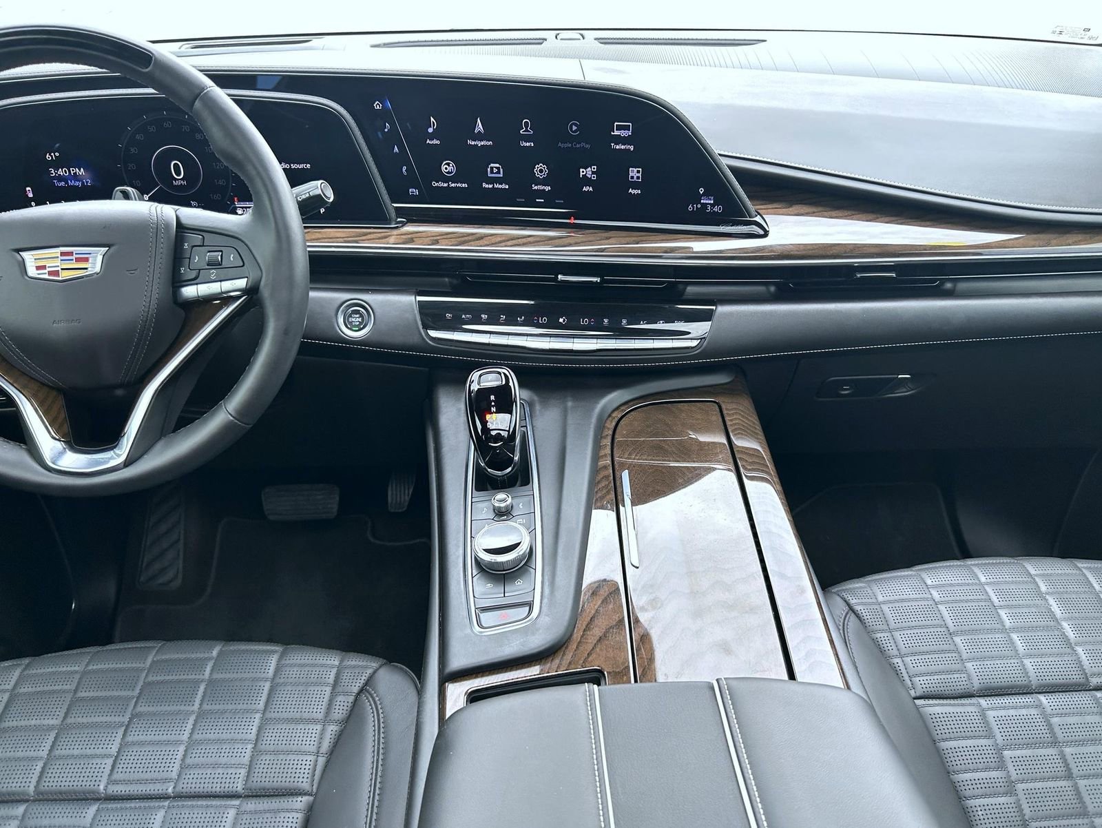 Certified 2024 Cadillac Escalade Sport Platinum w/ LPO, ONYX Package AWD/4WD image 18