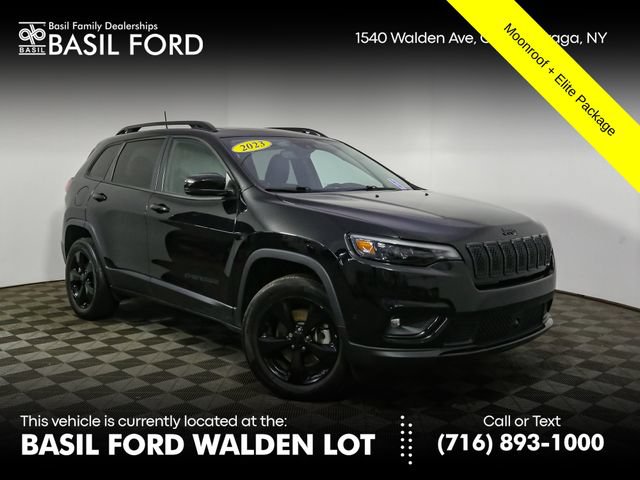 Used 2023 Jeep Cherokee Altitude Lux w/ Lux Elite Package AWD/4WD image 1
