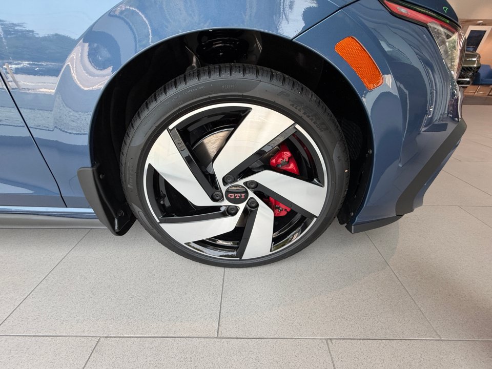 New 2026 Volkswagen Golf S FWD image 25