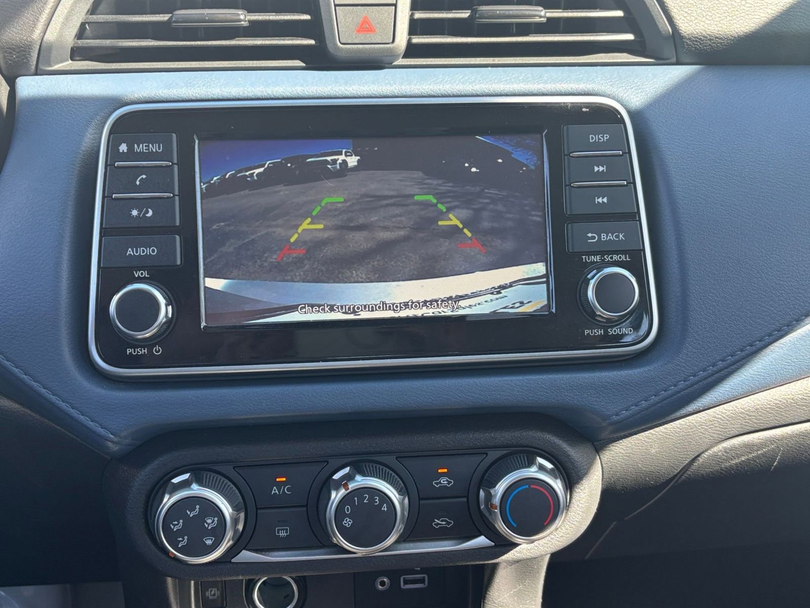 Used 2025 Nissan Versa SV image 22