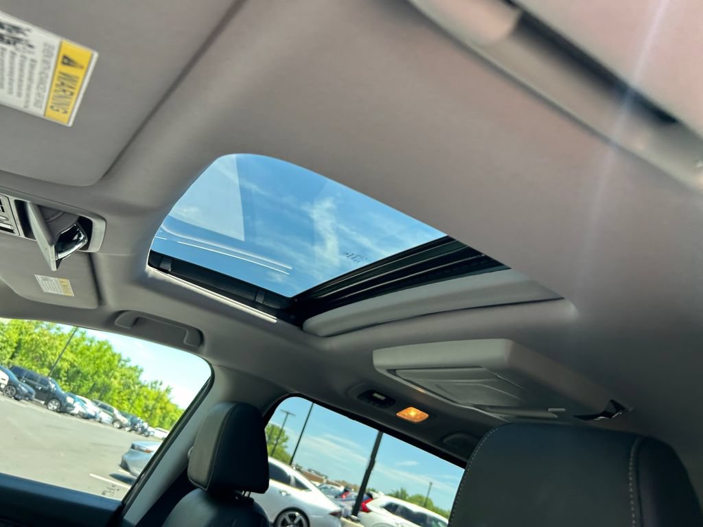 Used 2023 Honda Odyssey Touring image 26