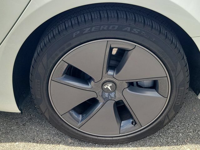 Used 2023 Tesla Model 3 Standard Range RWD image 11