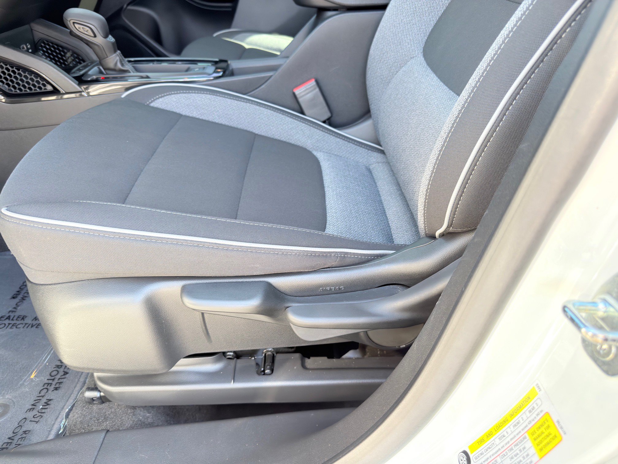 Used 2023 Chevrolet TrailBlazer LS FWD image 25