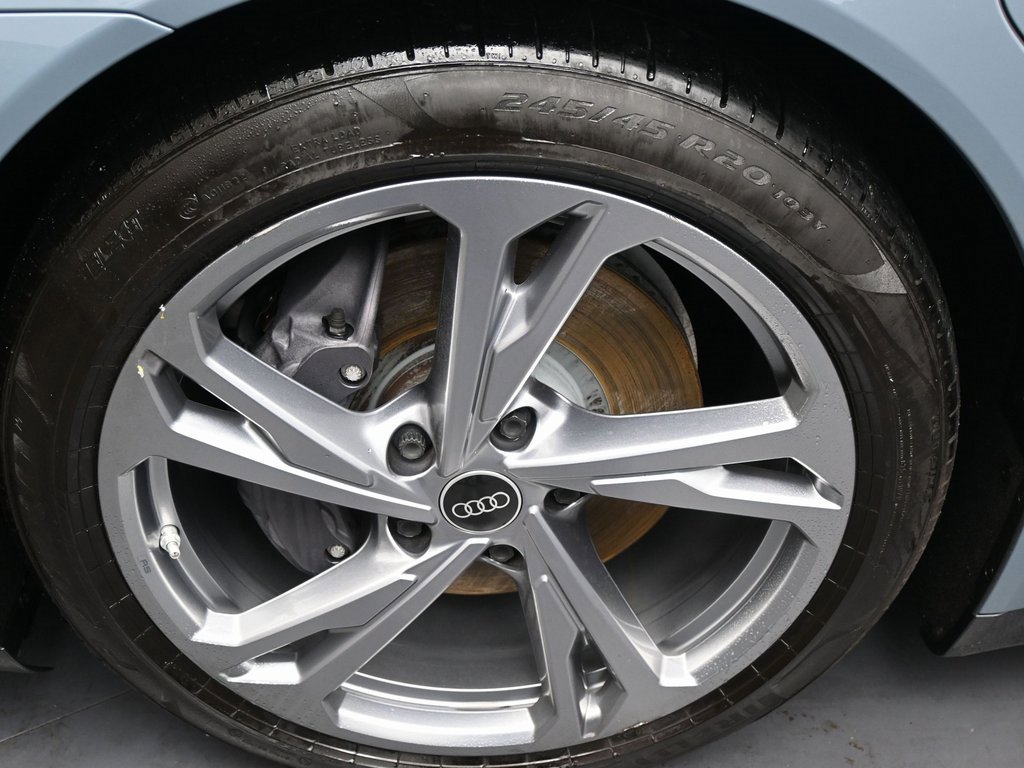 Used 2022 Audi e-tron GT Premium Plus image 41