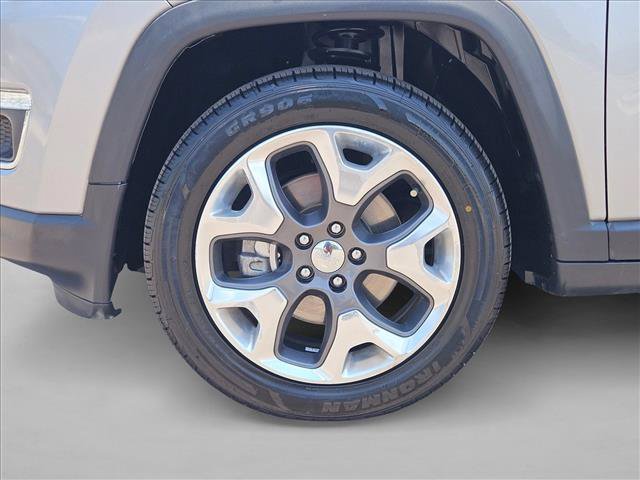 Used 2019 Jeep Compass Limited w/ Safety & Security Group FWD image 25