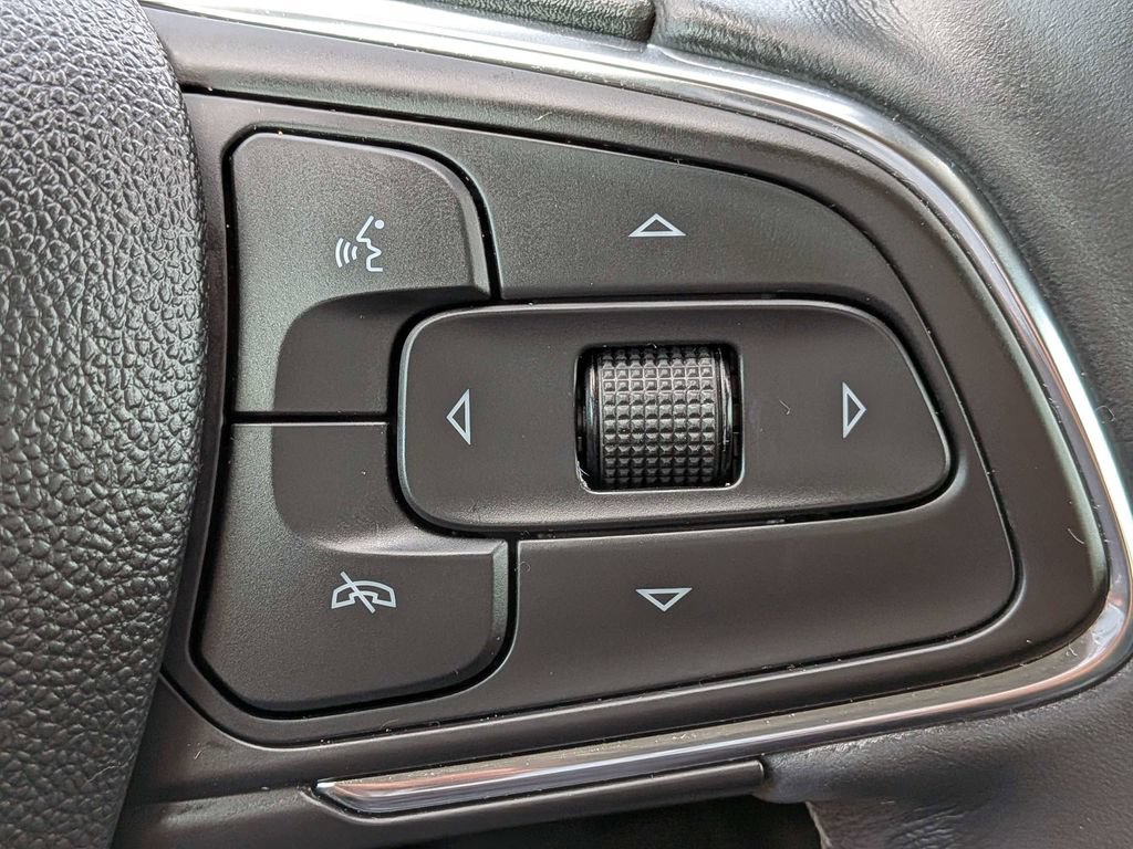 Used 2023 Buick Envision Preferred w/ Sport Touring Package AWD/4WD image 29