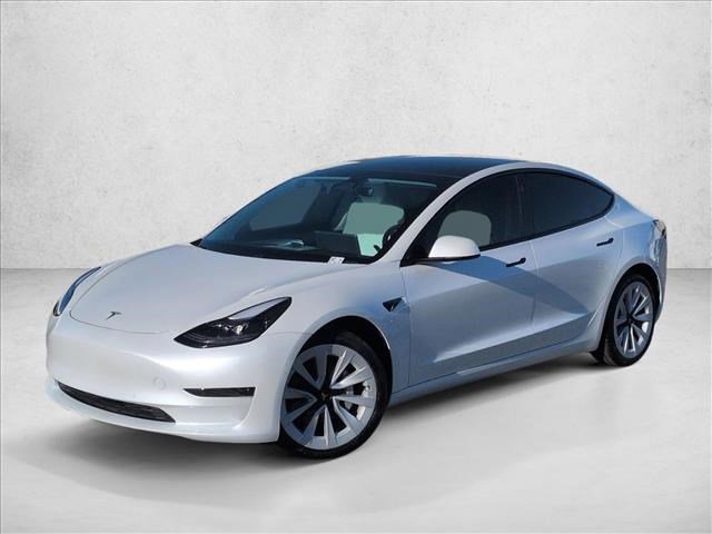 Used 2021 Tesla Model 3 Standard Range Plus image 1