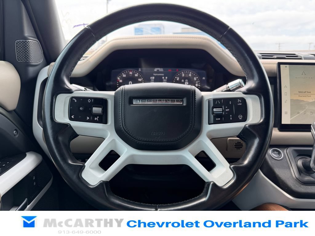 Used 2022 Land Rover Defender 110 X-Dynamic HSE AWD/4WD image 11
