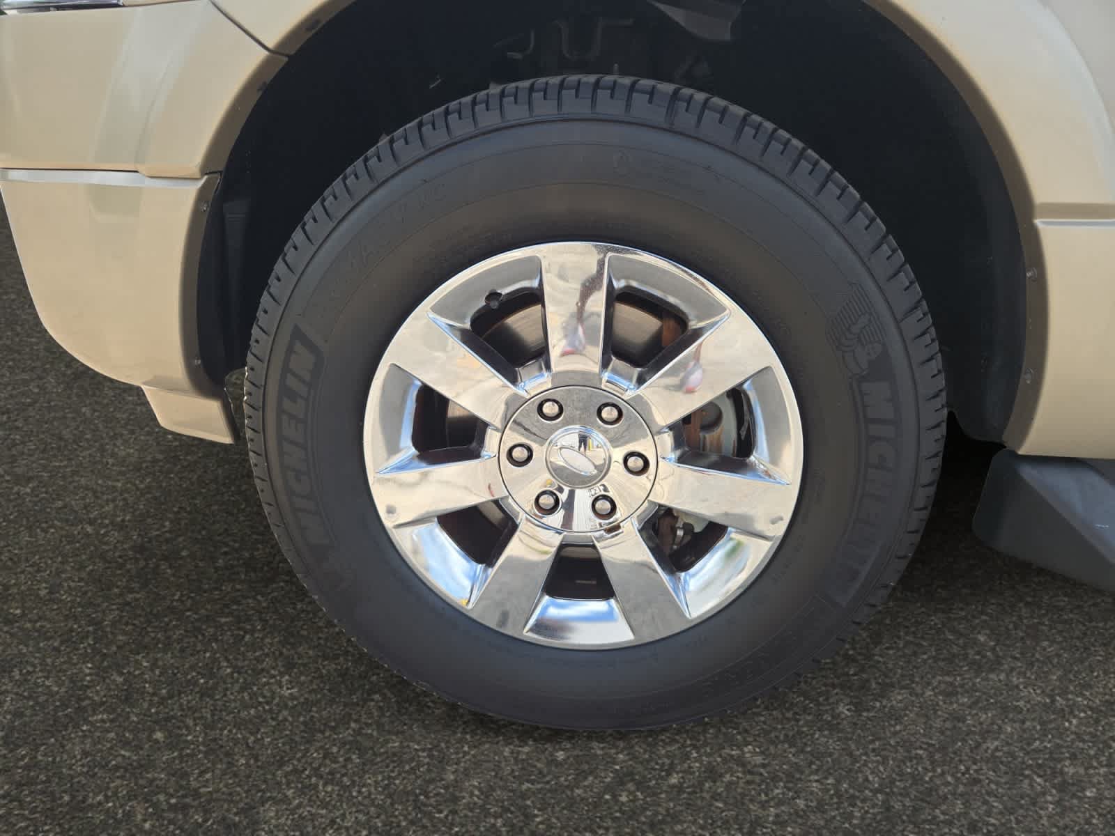 Used 2008 Ford Expedition EL XLT RWD image 14