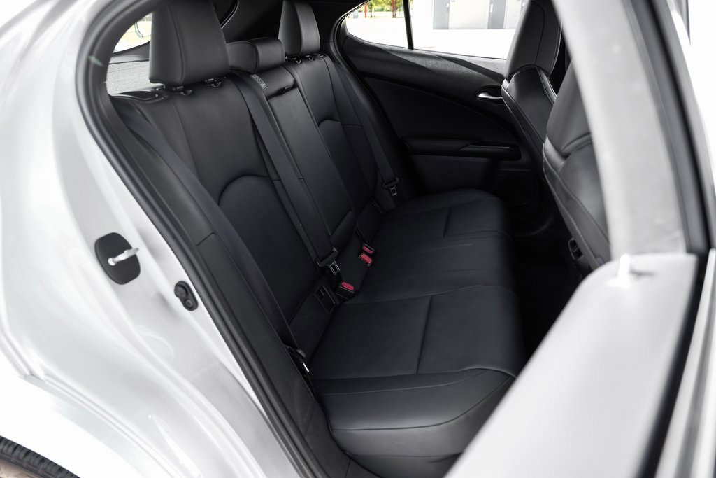 Used 2023 Lexus UX 250h FWD w/ Premium Package image 41