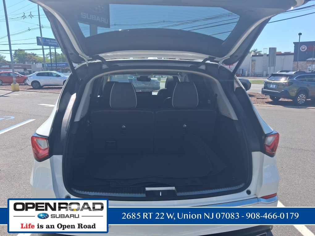 Used 2024 Acura MDX SH-AWD w/ Advance Package image 29