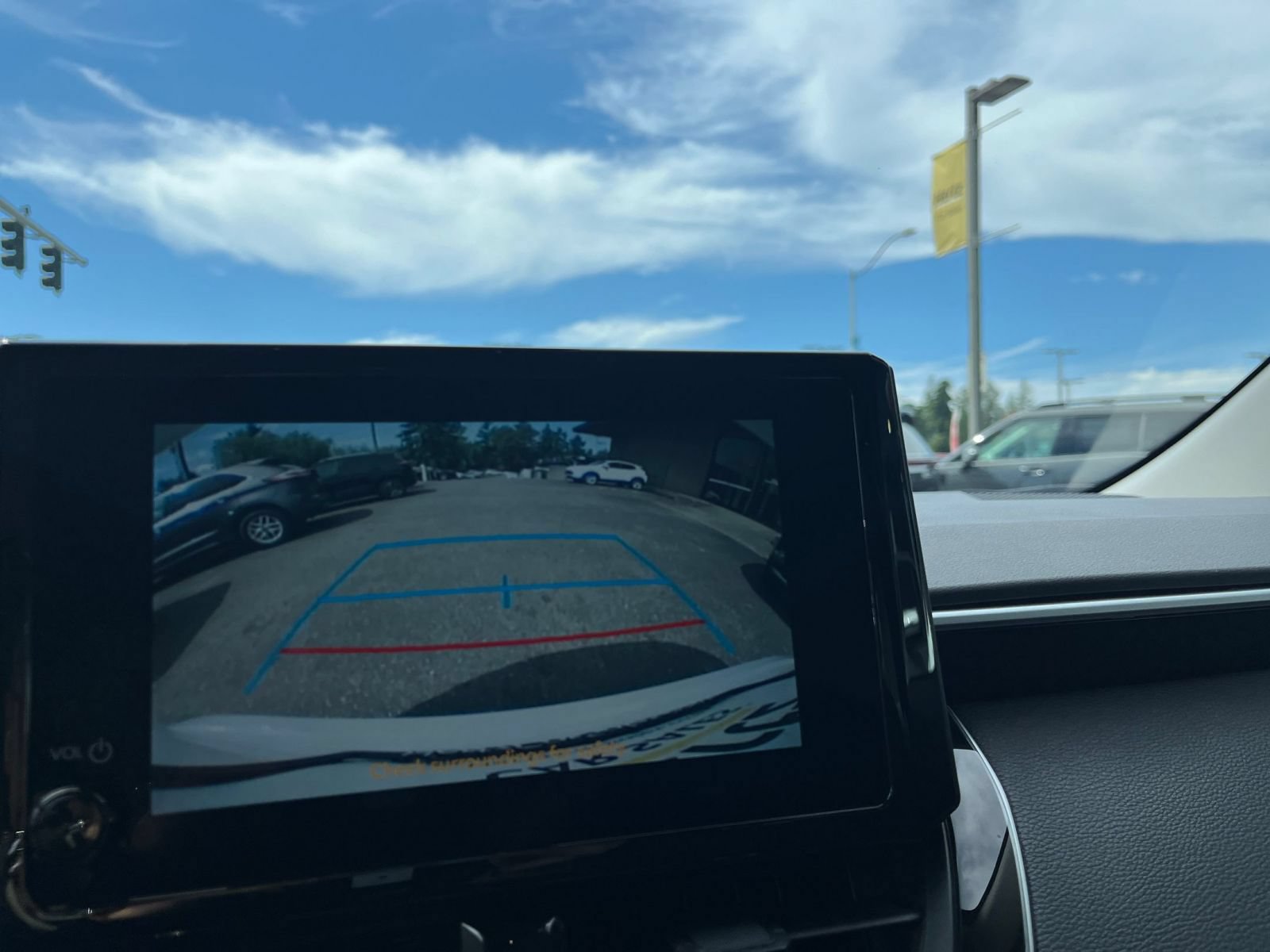 Used 2025 Toyota Corolla LE FWD image 24