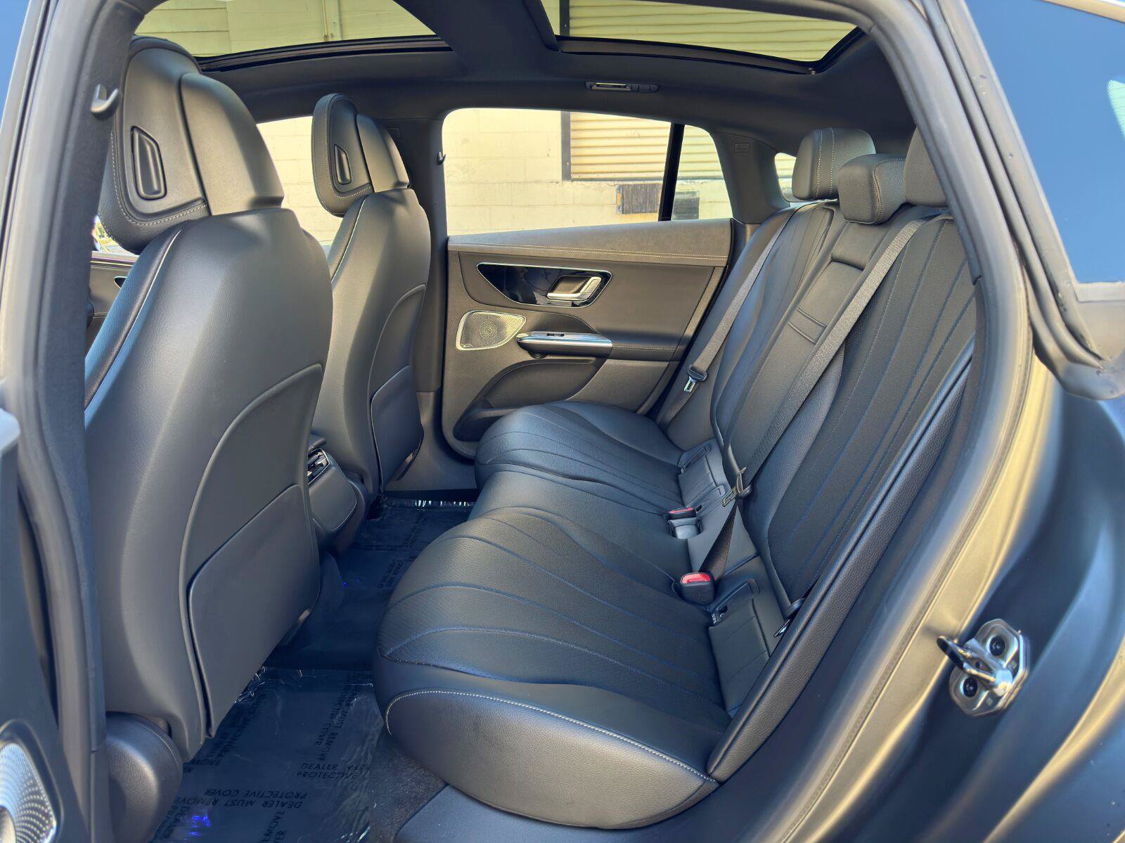 Used 2023 Mercedes-Benz EQE 500 4MATIC Sedan w/ Exclusive Trim Package image 44
