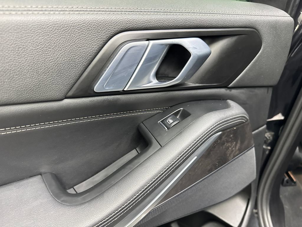Used 2023 BMW X5 xDrive40i w/ Premium Package image 39