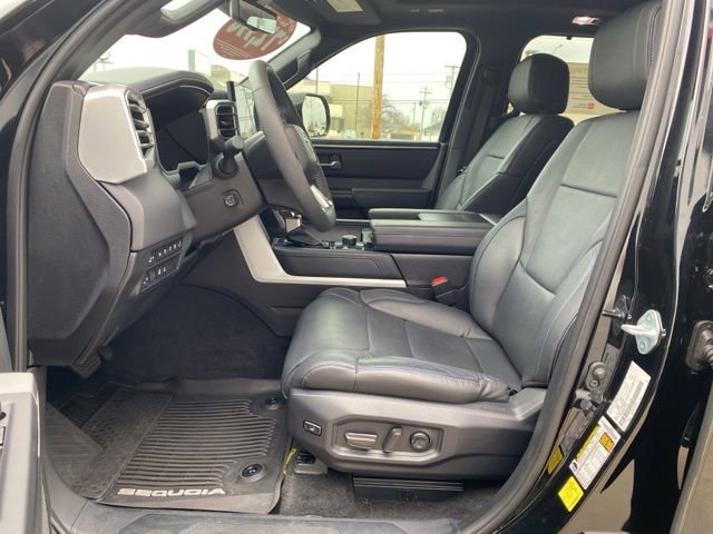 Certified 2025 Toyota Sequoia Platinum image 17