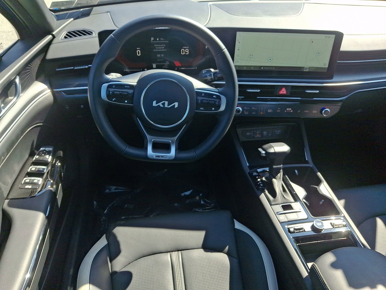 Used 2025 Kia K5 GT-Line w/ GT-Line Premium Package FWD image 11