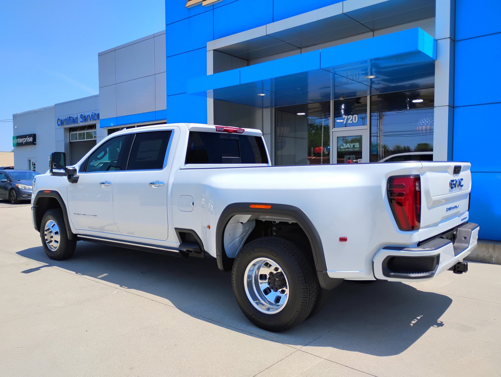 New 2026 GMC Sierra 3500 Denali Ultimate AWD/4WD image 10