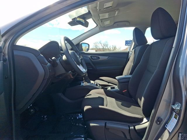 Used 2021 Nissan Rogue Sport S image 14