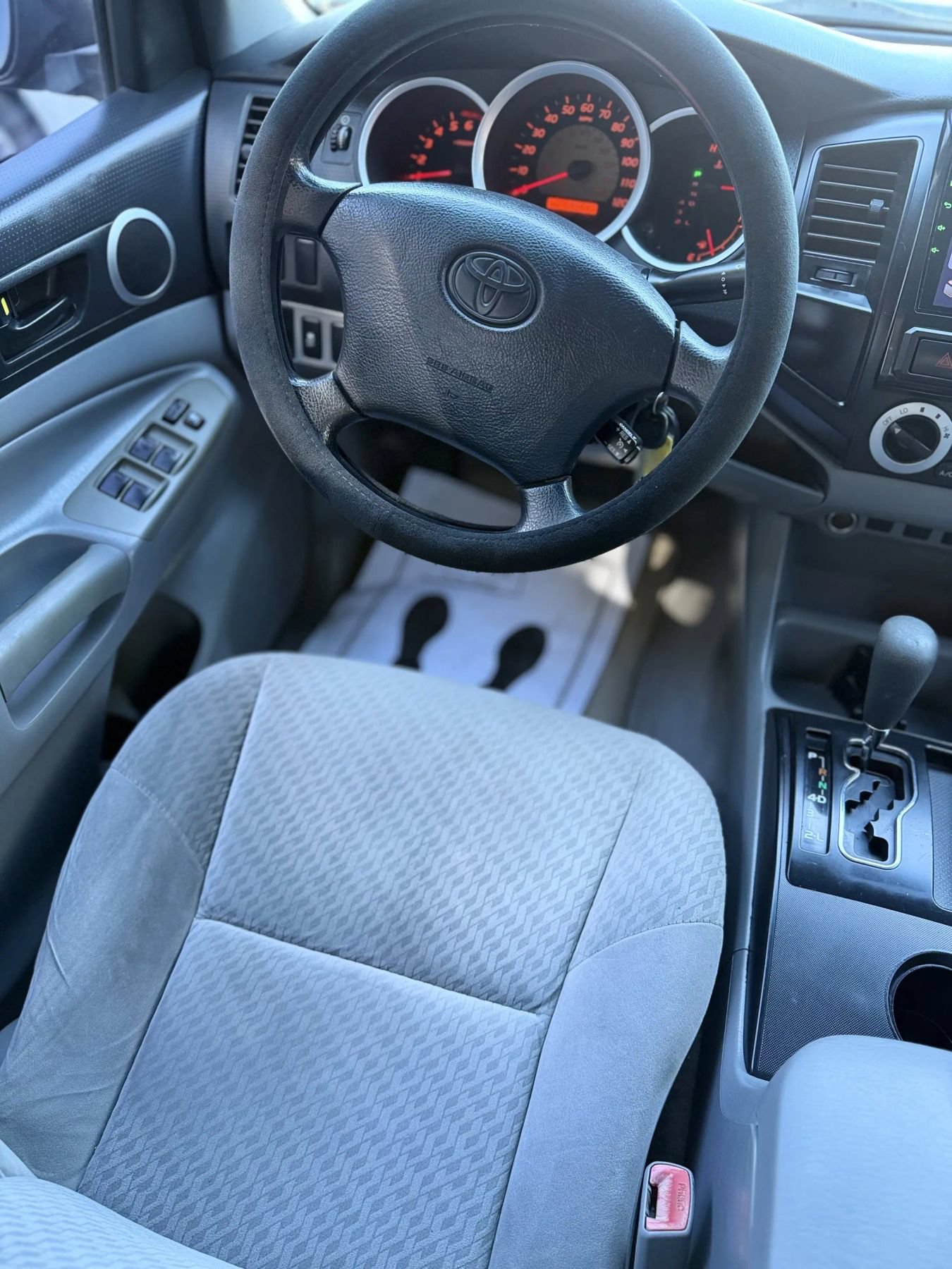 Used 2009 Toyota Tacoma PreRunner RWD image 3