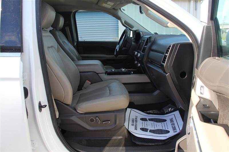 Used 2020 Ford Expedition Limited AWD/4WD image 19
