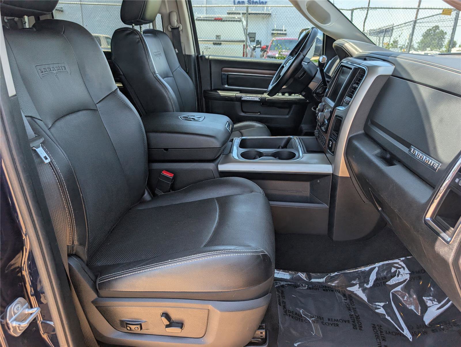 Used 2016 RAM 2500 Laramie AWD/4WD image 11