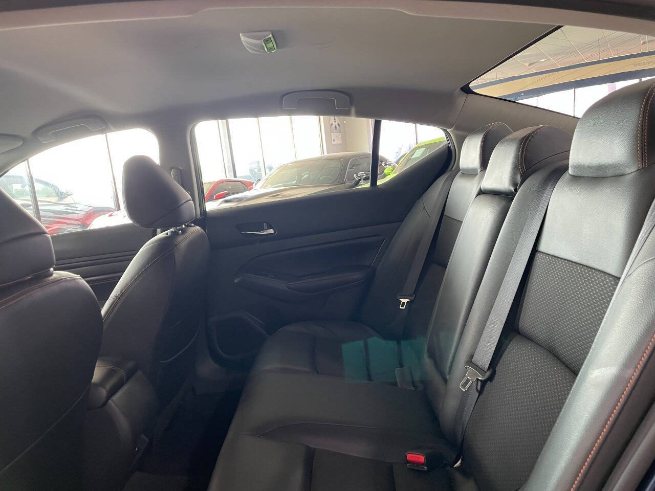 Used 2022 Nissan Altima 2.5 SR FWD image 18