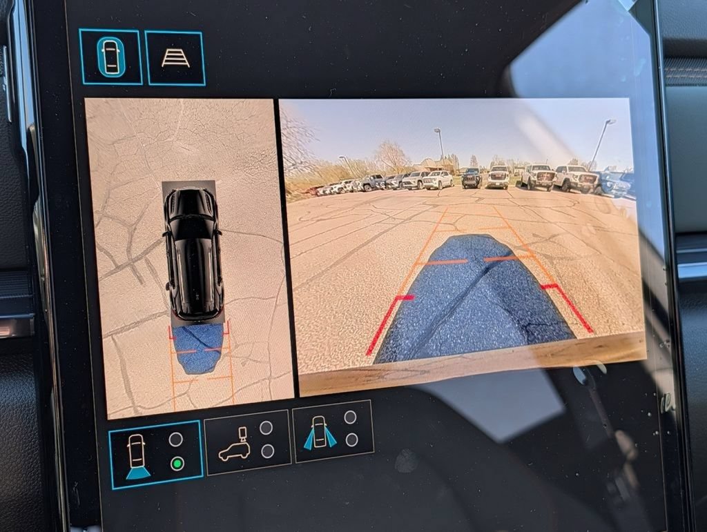 New 2026 GMC Terrain AT4 w/ Technology Package II AWD/4WD image 60