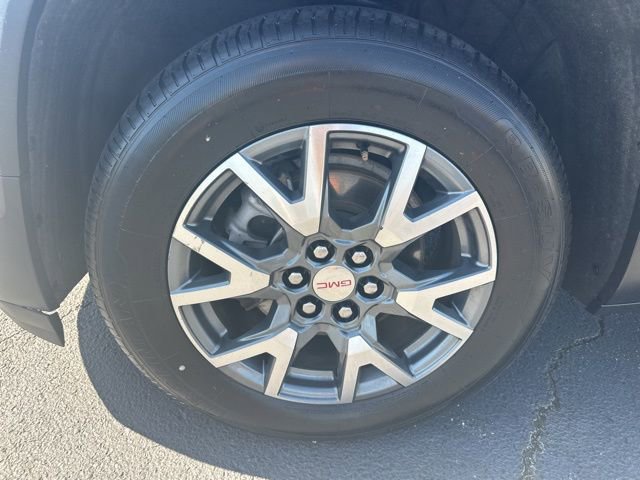 Used 2023 GMC Acadia SLT image 40