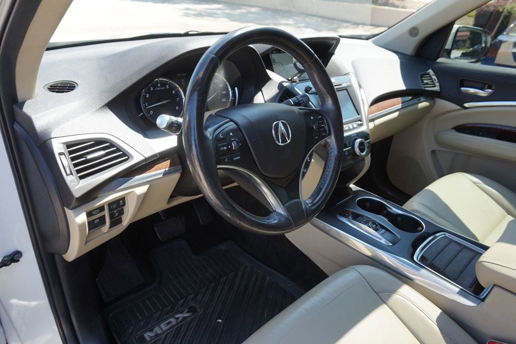 Used 2017 Acura MDX SH-AWD w/ Technology Package image 18