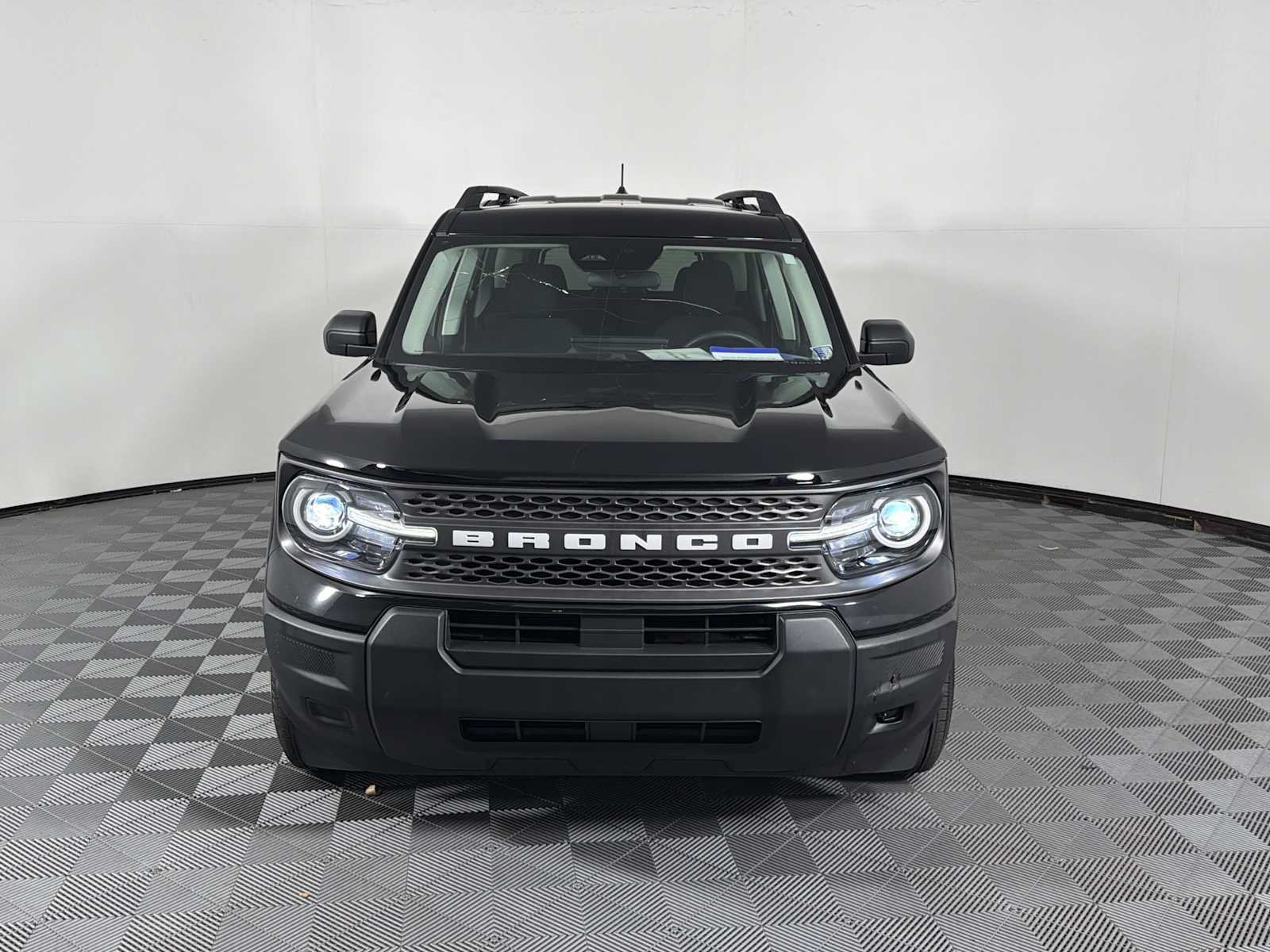 Certified 2025 Ford Bronco Sport Big Bend AWD/4WD image 2