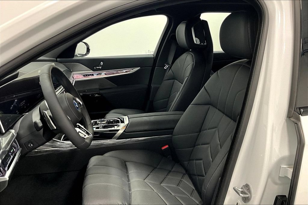 New 2025 BMW i7 eDrive50 RWD image 26