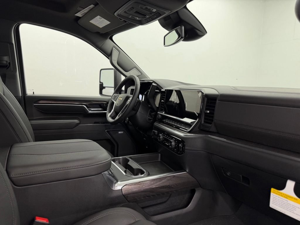 New 2026 Chevrolet Silverado 3500 LTZ w/ LTZ Plus Package AWD/4WD image 33