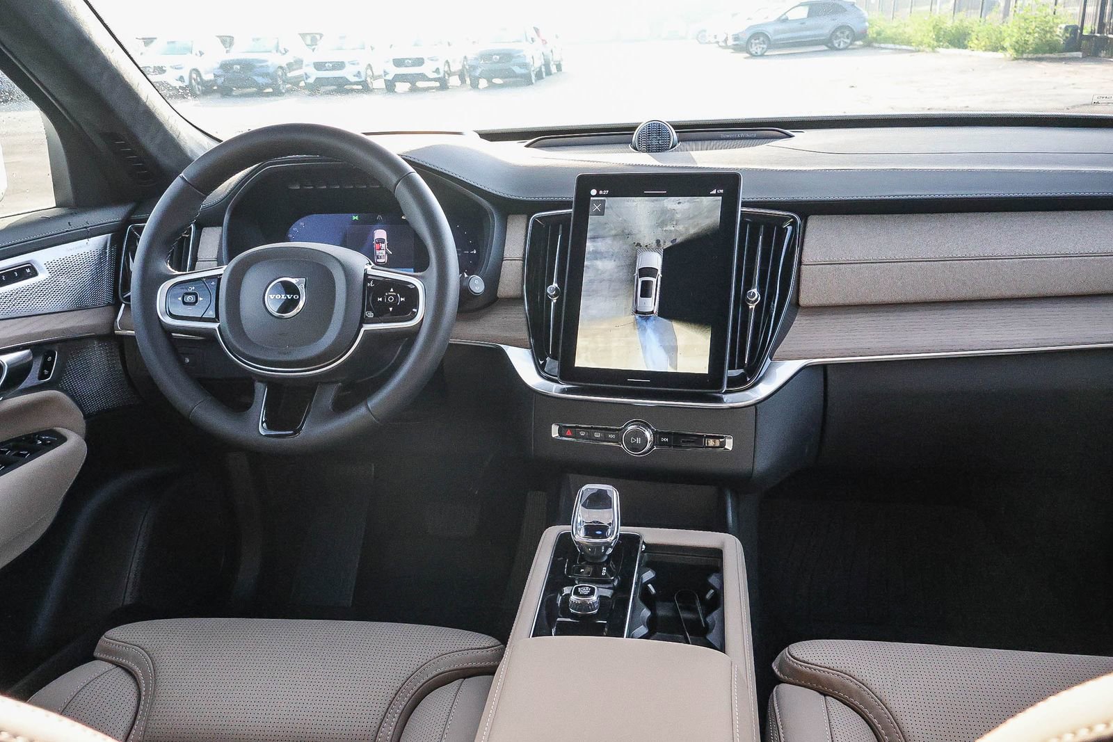 New 2026 Volvo XC90 T8 Ultra w/ Lounge Package image 21