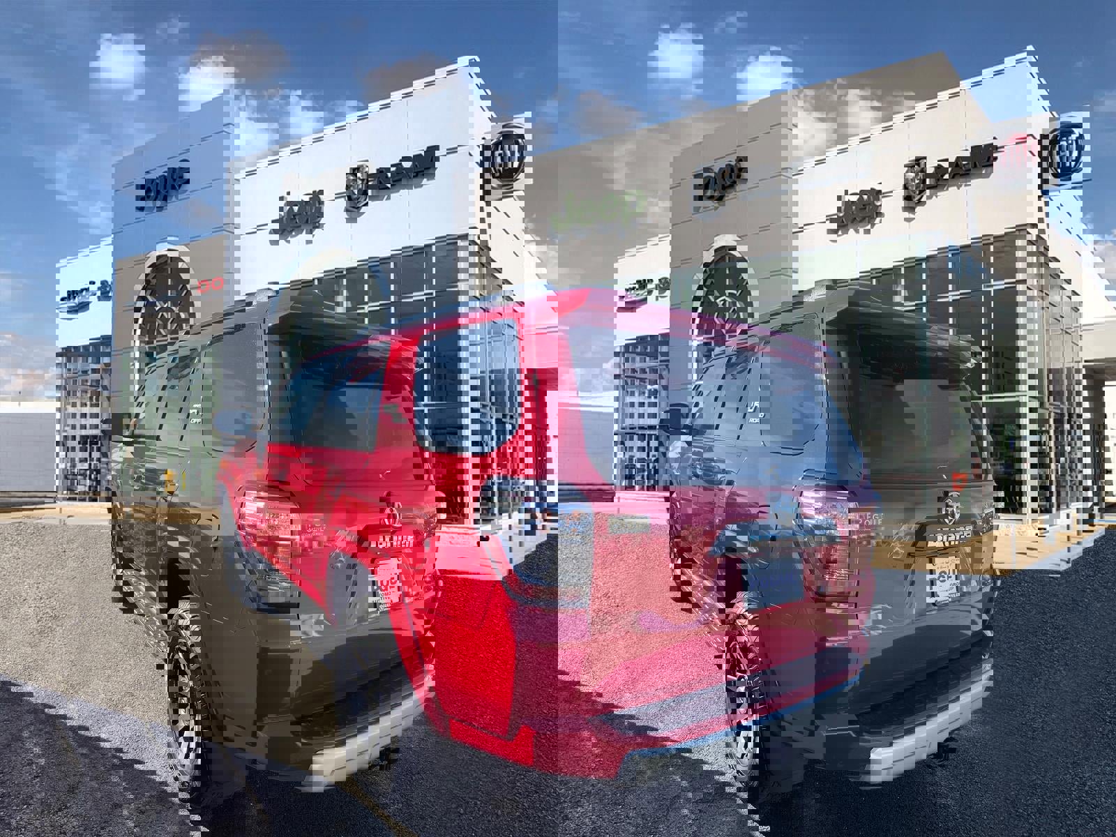 Used 2024 Toyota 4Runner TRD Off-Road image 3